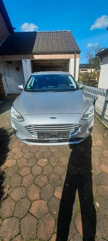 Gebraucht Ford Focus Active 125 PS (91 kW) 2019 Silber Limousine