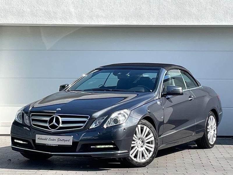 Grau Gebraucht 2011 Mercedes E220 Avantgarde Cabrio | 13.850 € (Fairer Preis) - Bild 1/4