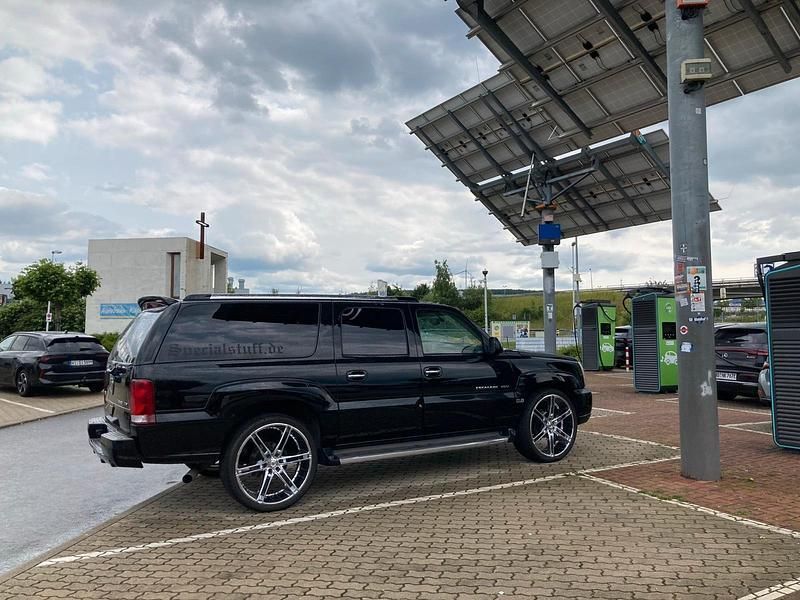 Schwarz Gebraucht 2003 Cadillac Escalade SUV | 35.000 € - Bild 1/4