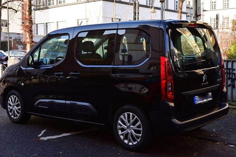 Gebraucht Citroën Berlingo Live 110 PS (80 kW) 2020 Schwarz Van / Kleinbus