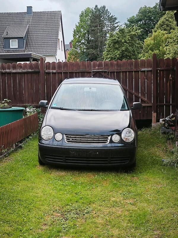 Schwarz Gebraucht 2004 VW Polo Kleinwagen | 1.100 € (Guter Preis) - Bild 1/4