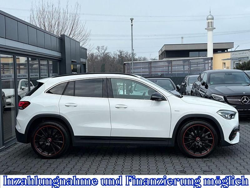 Gebraucht Mercedes GLA200 AMG 163 PS (119 kW) 2020 Weiß SUV