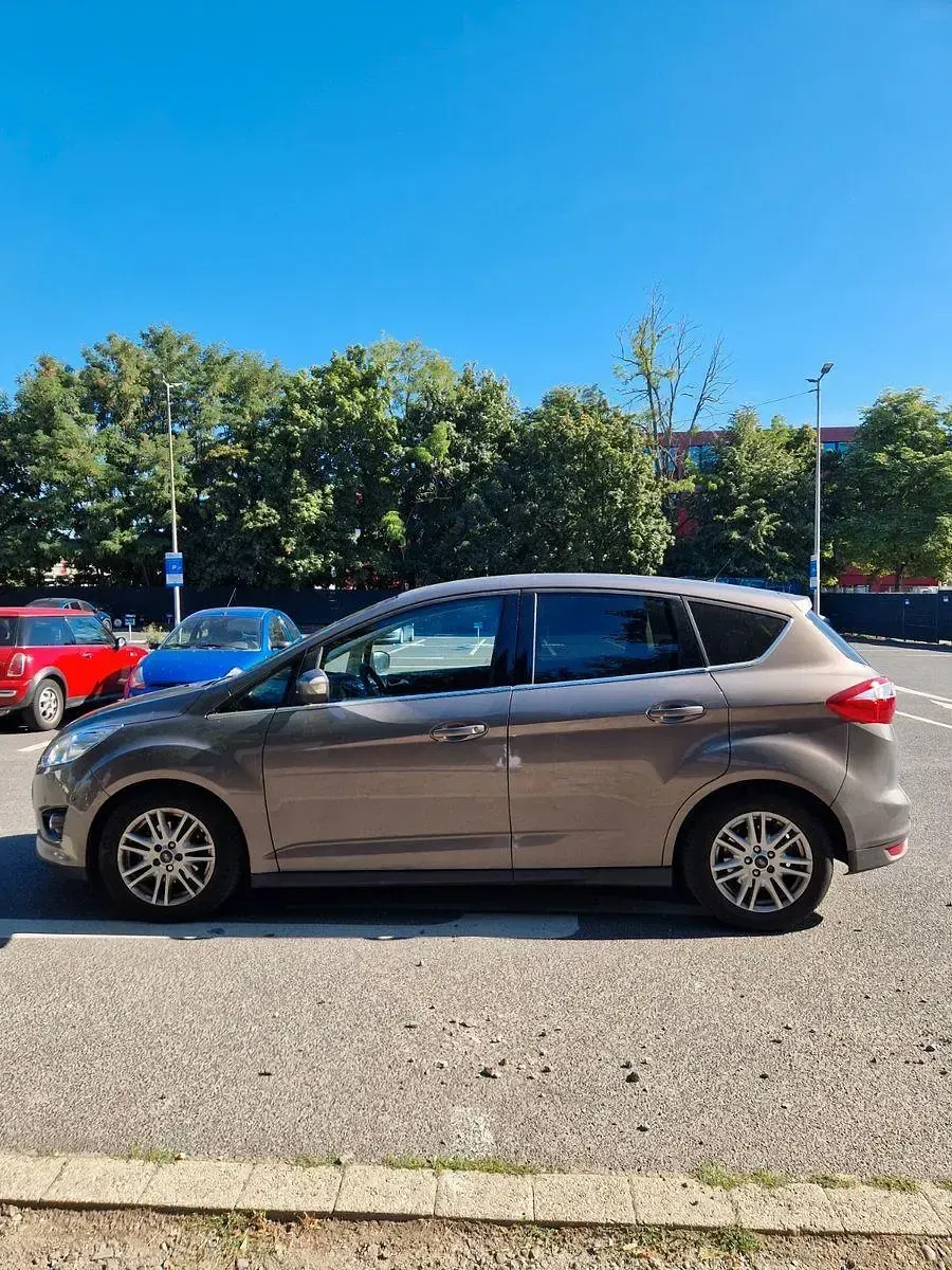 Gebraucht Ford C-MAX 125 PS (91 kW) 2013 Braun Van / Kleinbus