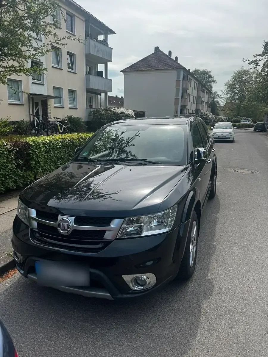 Usado Fiat Freemont 170 CV (125 kW) 2012 Negro SUV