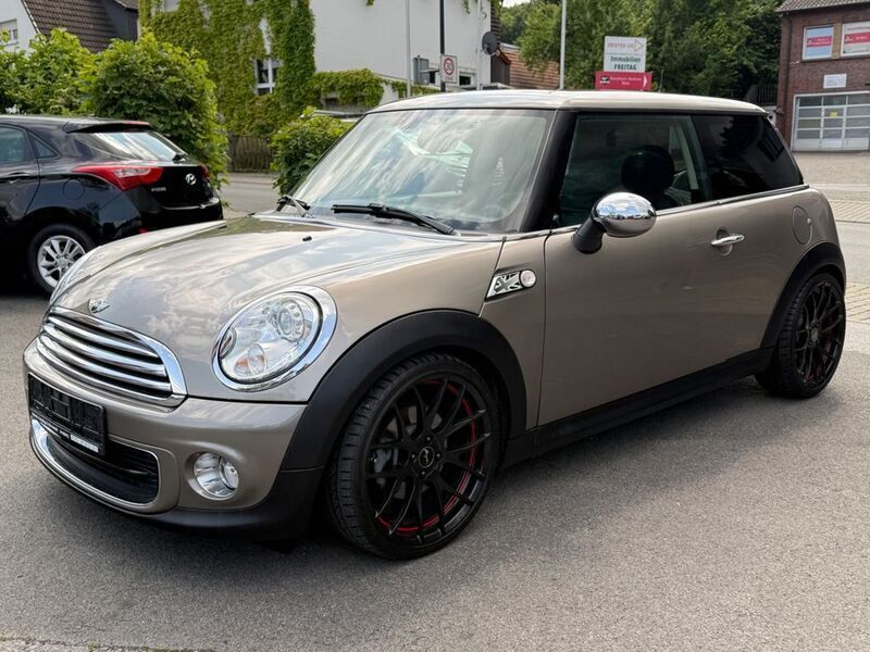 Beige Gebraucht 2013 Mini ONE Kleinwagen | 6.990 € (Etwas zu teuer) - Bild 1/4
