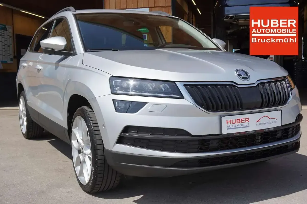 Gebraucht Skoda Karoq Style 150 PS (110 kW) 2022 Silber SUV