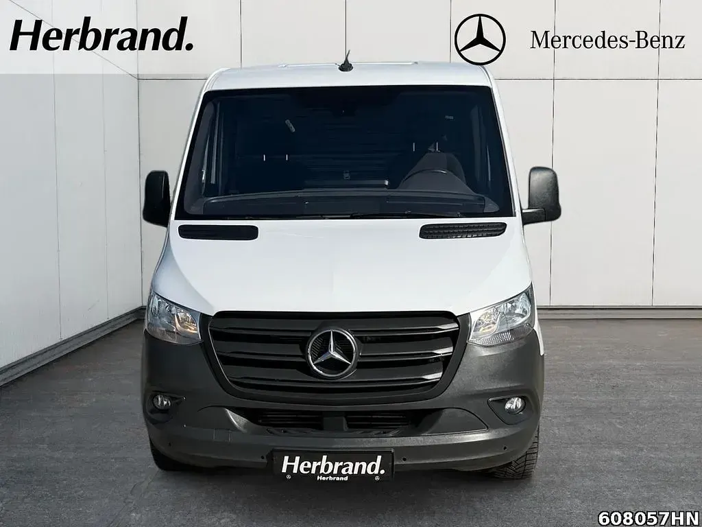 Używany Mercedes Sprinter 143 KM (105 kW) 2020 Biały Van