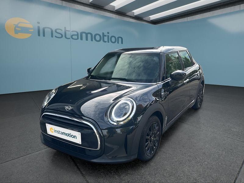 Schwarz Gebraucht 2022 Mini Cooper Classic Kleinwagen | 20.599 € (Etwas zu teuer) - Bild 1/4