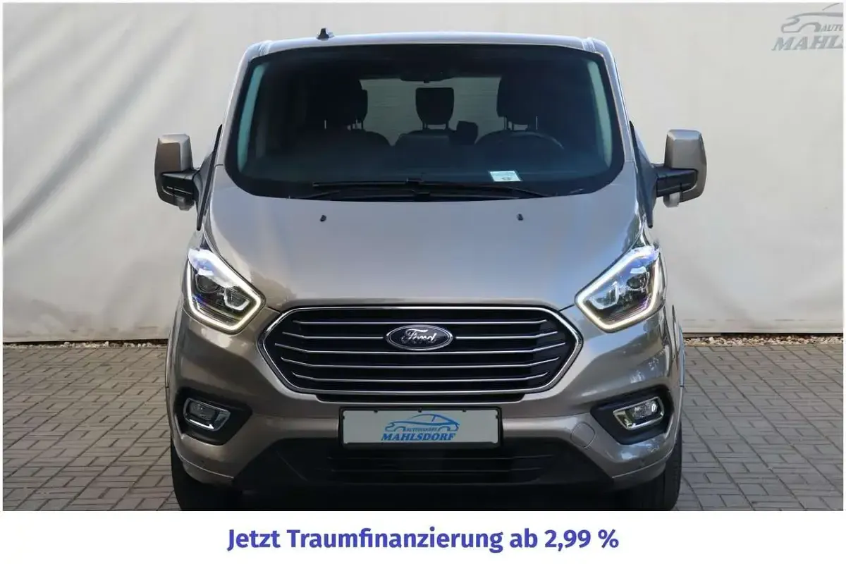 Gebraucht Ford Tourneo Titanium X 185 PS (136 kW) 2021 Pyritsilber Van / Kleinbus