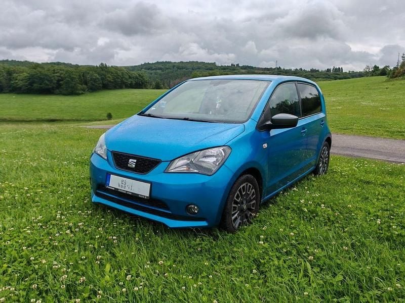 Blau Gebraucht 2018 Seat Mii FR-Line Kleinwagen | 9.000 € (Fairer Preis) - Bild 1/4