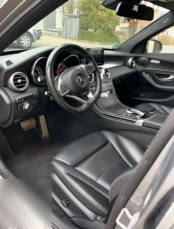 Gebraucht Mercedes C250 AMG line 211 PS (155 kW) 2016 Andere farben Kombi