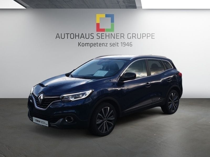 Kosmosblau metallic (blau) Gebraucht 2017 Renault Kadjar Bose Edition SUV | 15.990 € (Etwas zu teuer) - Bild 1/4