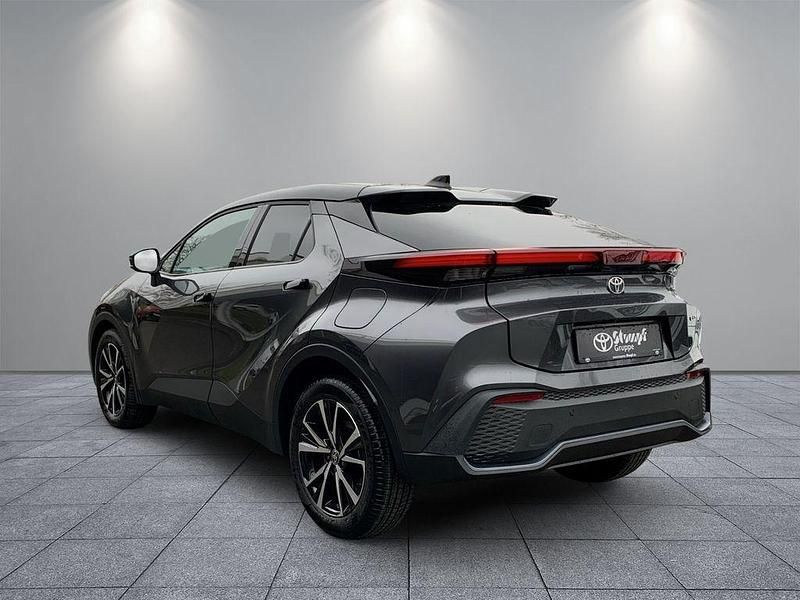 Gebraucht Toyota C-HR 197 PS (144 kW) 2025 Grau SUV