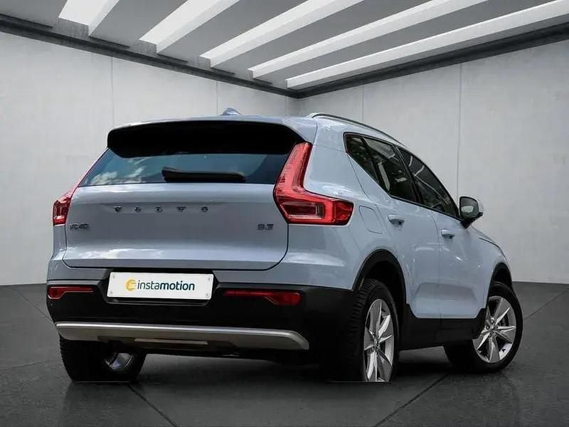 Gebraucht Volvo XC40 Core 163 PS (119 kW) 2024 Blau SUV