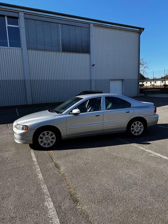 Gebraucht Volvo S60 Summum 170 PS (125 kW) 2008 Silber Limousine