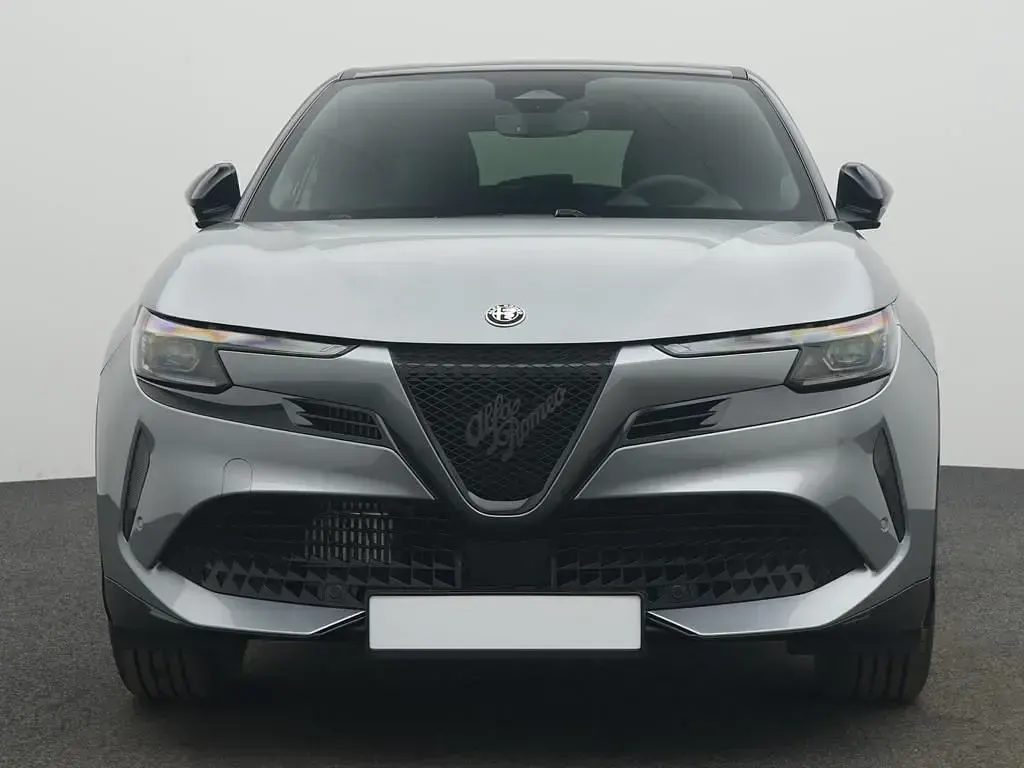Gebraucht Alfa Romeo Junior Ti 136 PS (100 kW) 2026 Schwarz SUV