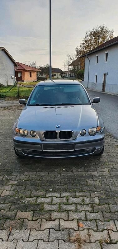 Grau Gebraucht 2004 BMW 316 Compact Kleinwagen | 600 € (Superpreis) - Bild 1/4