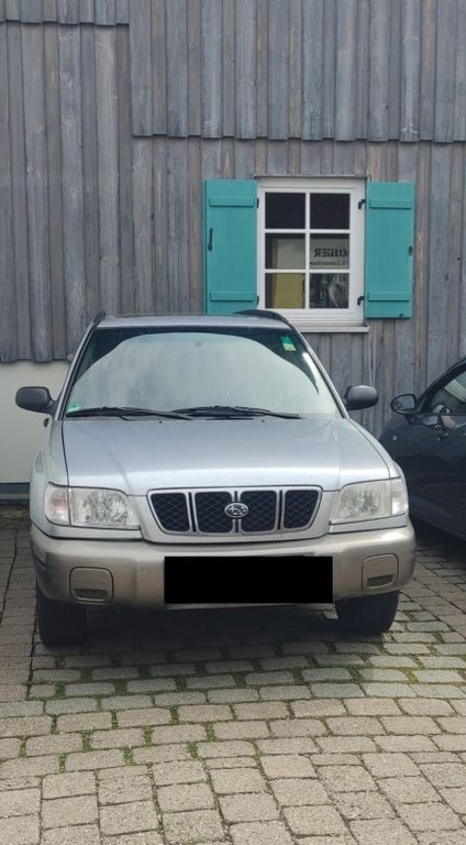 Silber Gebraucht 2001 Subaru Forester SUV | 2.600 € (Fairer Preis) - Bild 1/4