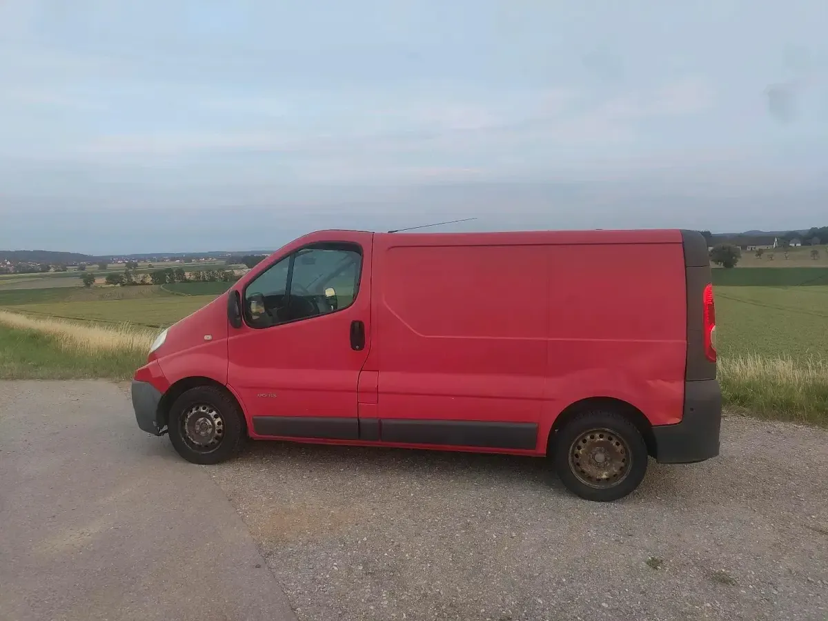 Gebraucht Renault Trafic 114 PS (83 kW) 2009 Van / Kleinbus