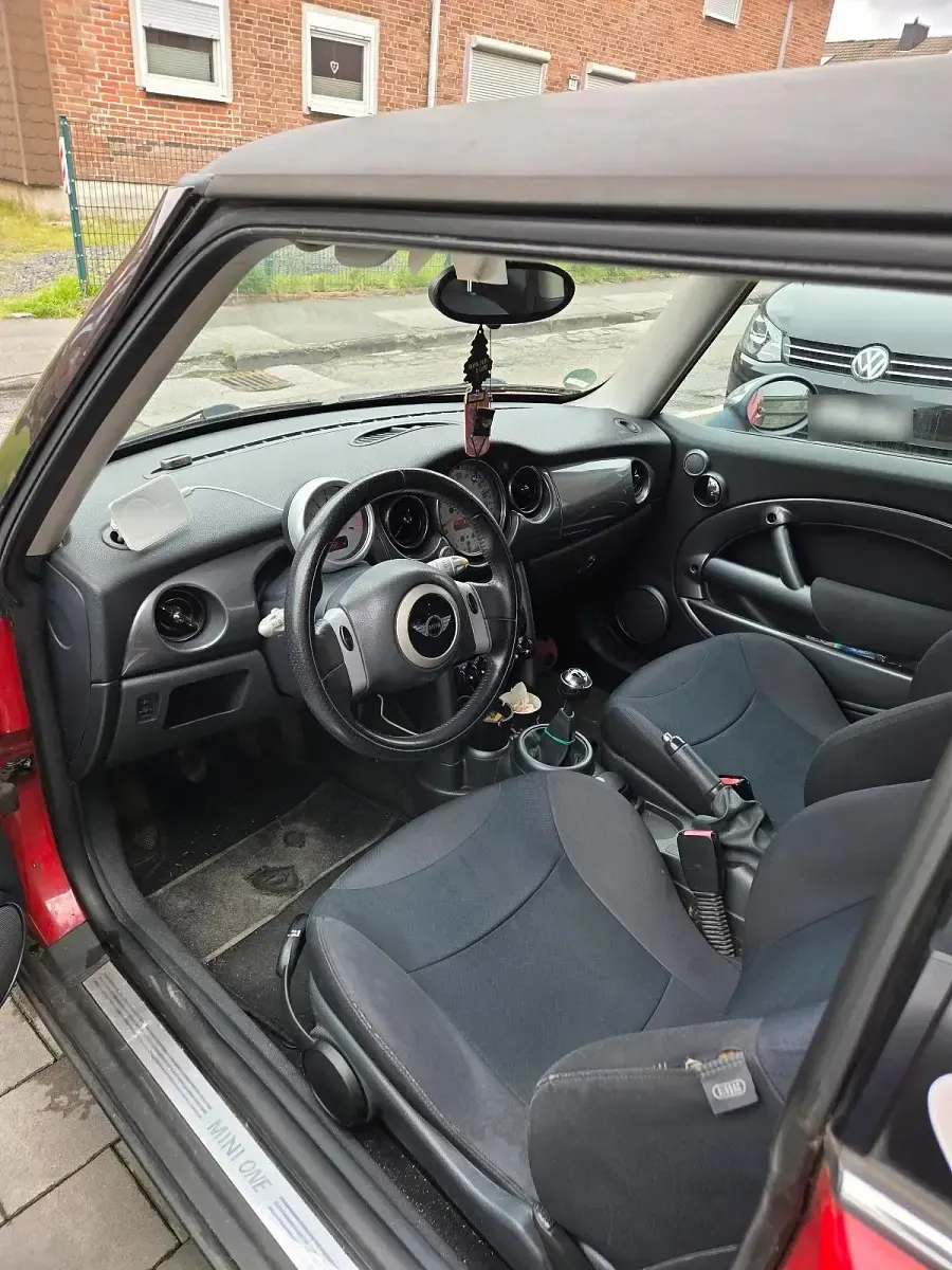Gebraucht Mini ONE 90 PS (66 kW) 2005 Rot Kleinwagen