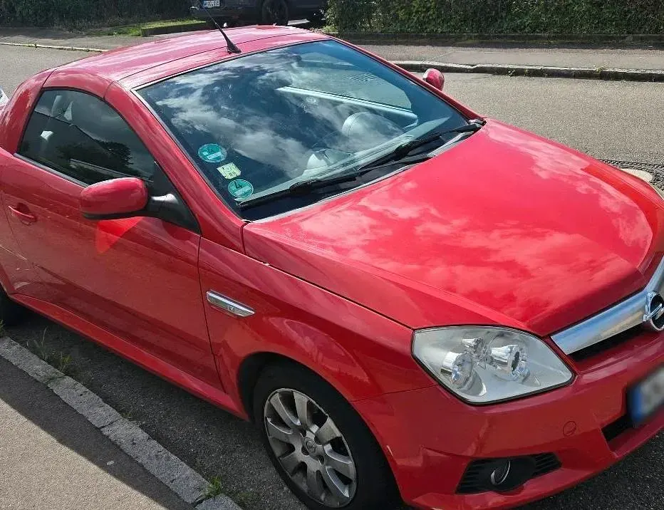 Gebraucht Opel Tigra 90 PS (66 kW) 2006 Rot Cabrio