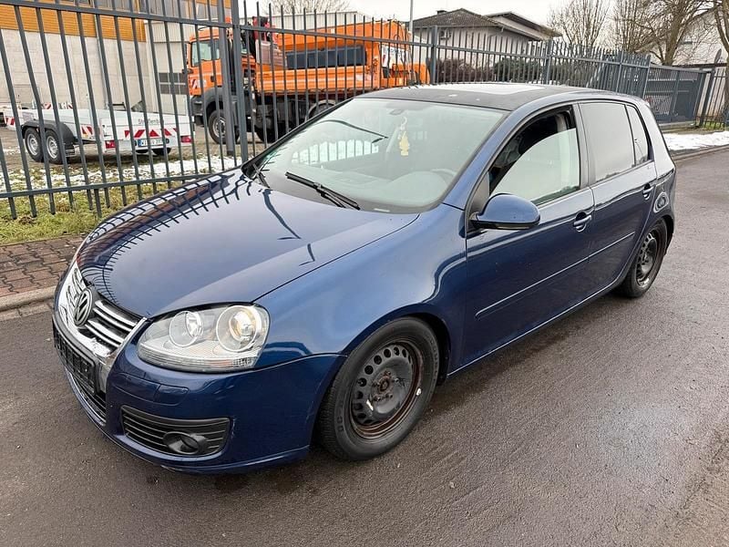 Gebraucht VW Golf V 140 PS (102 kW) 2007 Blau Limousine