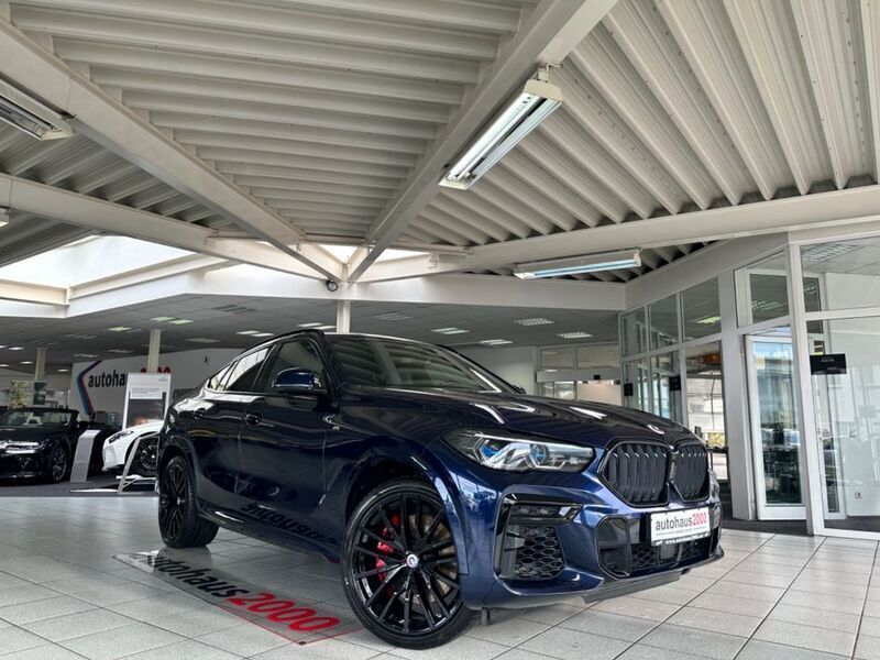 Blau Gebraucht 2022 BMW X6 M50 Shadowline SUV | 65.950 € (Fairer Preis) - Bild 1/4