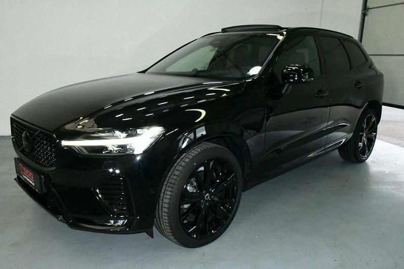 Gebraucht Volvo XC60 Ultimate 250 PS (183 kW) 2024 Onyx black metallic (schwarz) SUV