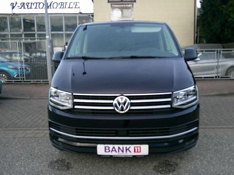 Second-hand VW Multivan Generation Six 199 CP (146 kW) 2019 Negru Monovolum