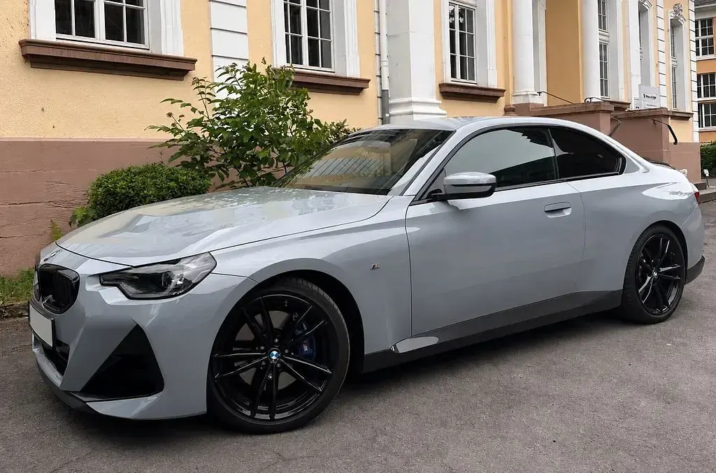 Gebraucht BMW 220 Performance 184 PS (135 kW) 2022 Grau Coupé