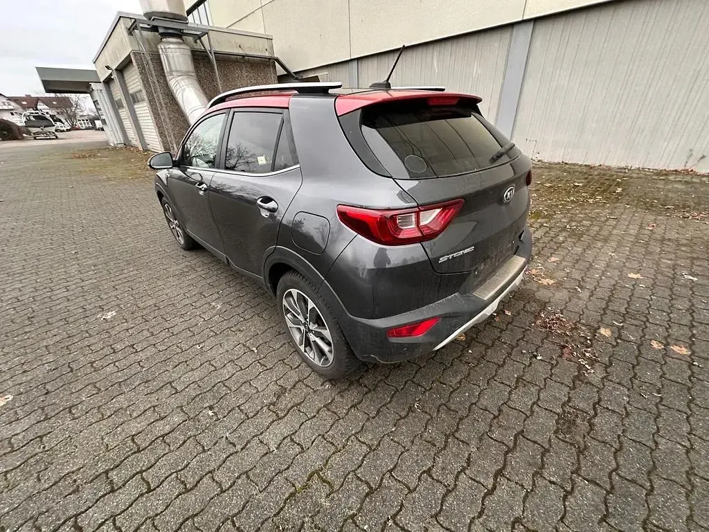 Gebraucht Kia Stonic Platinum Edition 120 PS (88 kW) 2018 Grau SUV