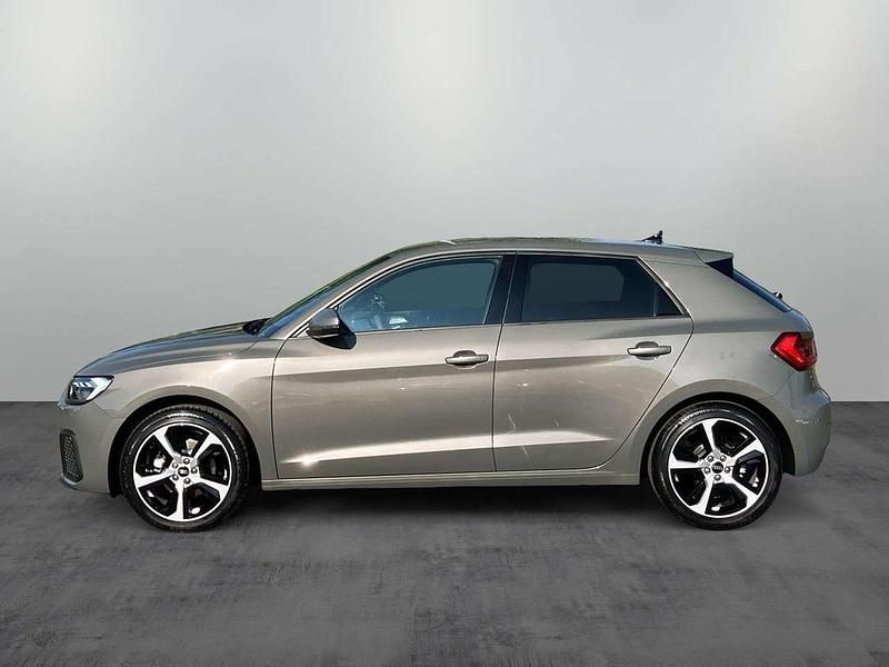 Gebraucht Audi A1 116 PS (85 kW) 2025 Chronosgrau metallic Limousine