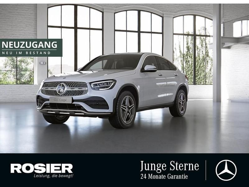 Weiss / polarweiß Gebraucht 2021 Mercedes GLC300 AMG Coupé | 42.890 € - Bild 1/4