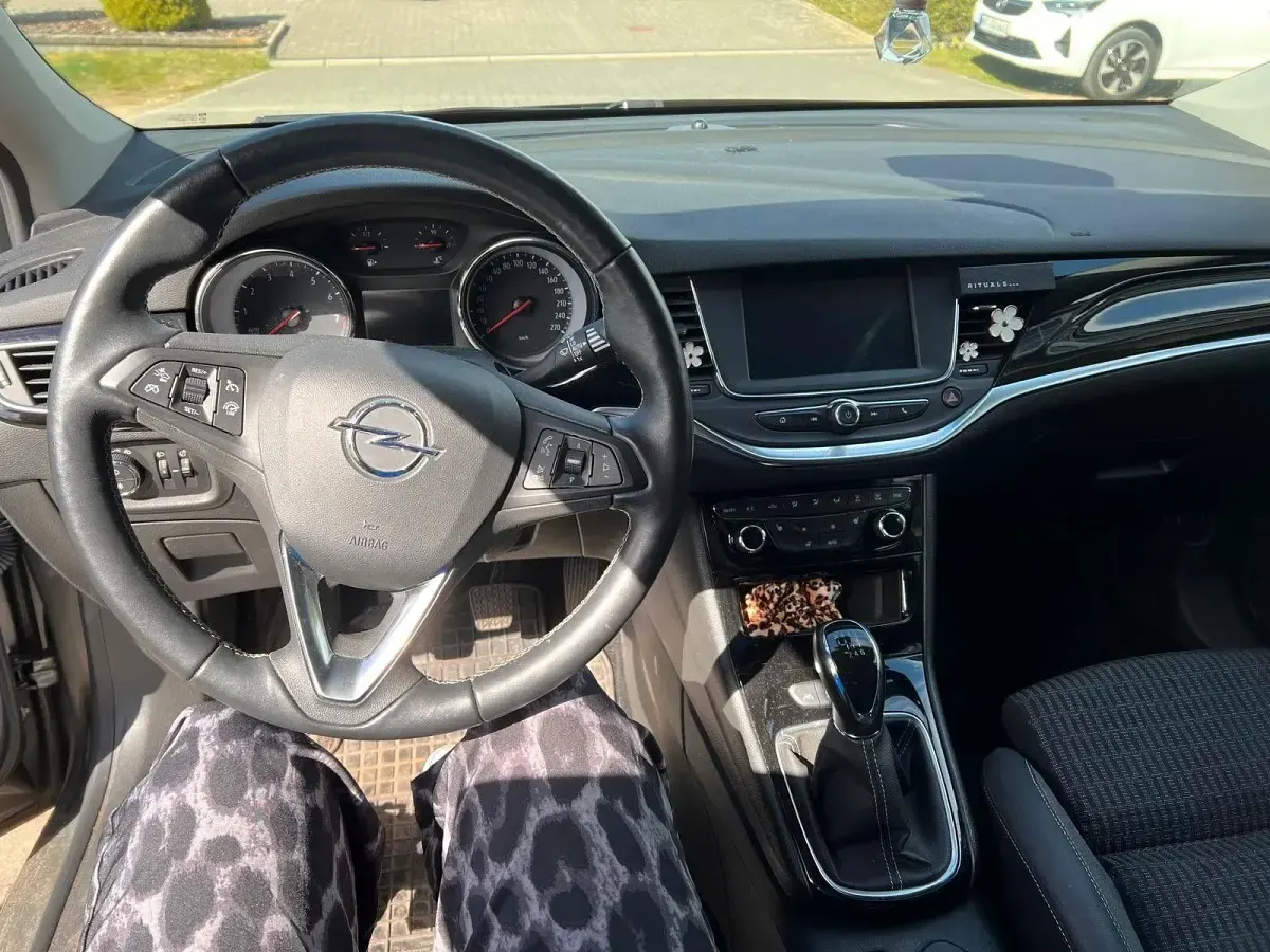 Gebraucht Opel Astra Elegance 131 PS (96 kW) 2020 Grau Kombi