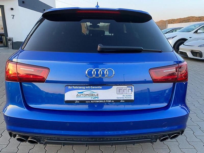 Gebraucht Audi S6 Ambiente 530 PS (389 kW) 2016 Blau Kombi