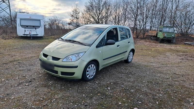 Gebraucht Mitsubishi Colt 95 PS (69 kW) 2005 Grün Kleinwagen
