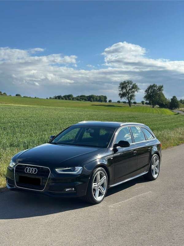 Schwarz Gebraucht 2015 Audi A4 S-Line Kombi | 9.500 € (Fairer Preis) - Bild 1/4