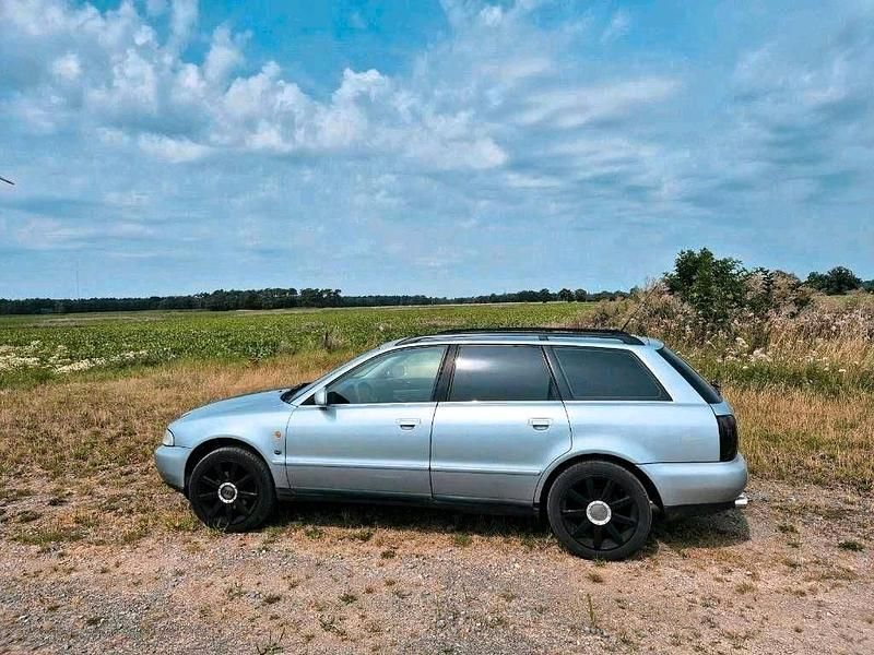Gebraucht Audi A4 197 PS (144 kW) 1997 Silber Kombi