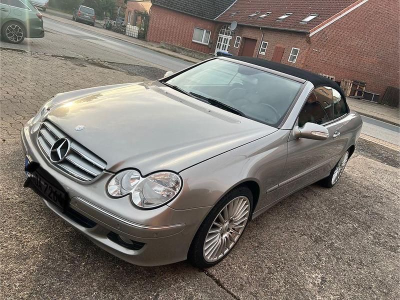 Grau Gebraucht 2006 Mercedes CLK200 Elegance Cabrio | 8.000 € (Fairer Preis) - Bild 1/4