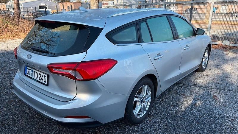 Gebraucht Ford Focus Cool & Connect 120 PS (88 kW) 2020 Kombi