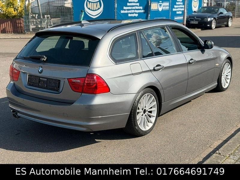 Gebraucht BMW 320 Sport Line 184 PS (135 kW) 2012 Grau Kombi