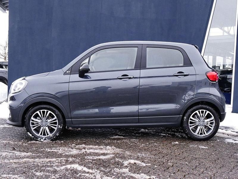 Neu Leapmotor T03 69 kW (95 PS) 2025 Grau Kleinwagen