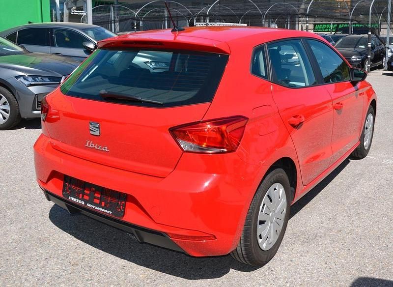 Usata Seat Ibiza Reference 80 CV (58 kW) 2023 Rosso Utilitaria