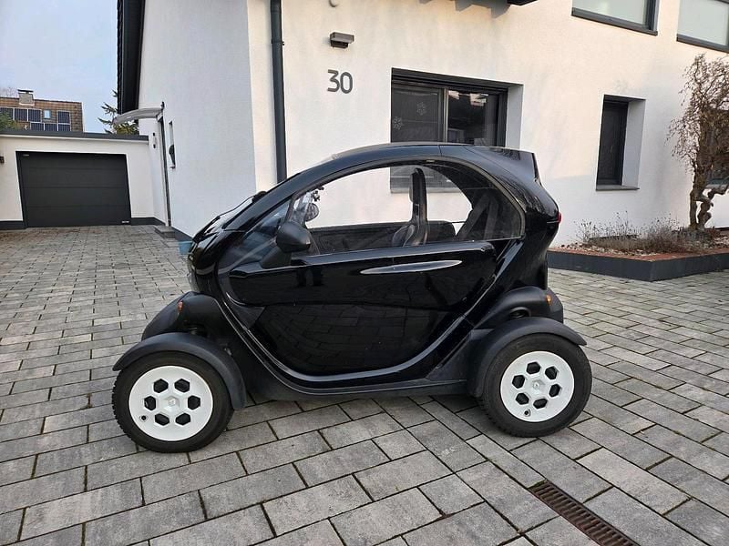 Schwarz Gebraucht 2016 Renault Twizy Kleinwagen | 5.500 € - Bild 1/4
