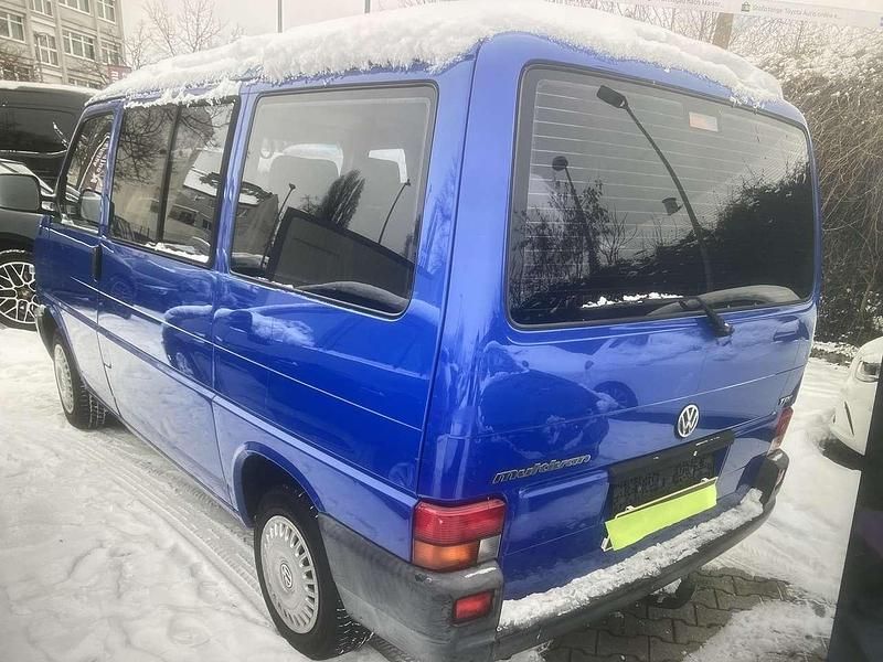 Gebraucht VW Multivan 102 PS (75 kW) 2000 Blau Van
