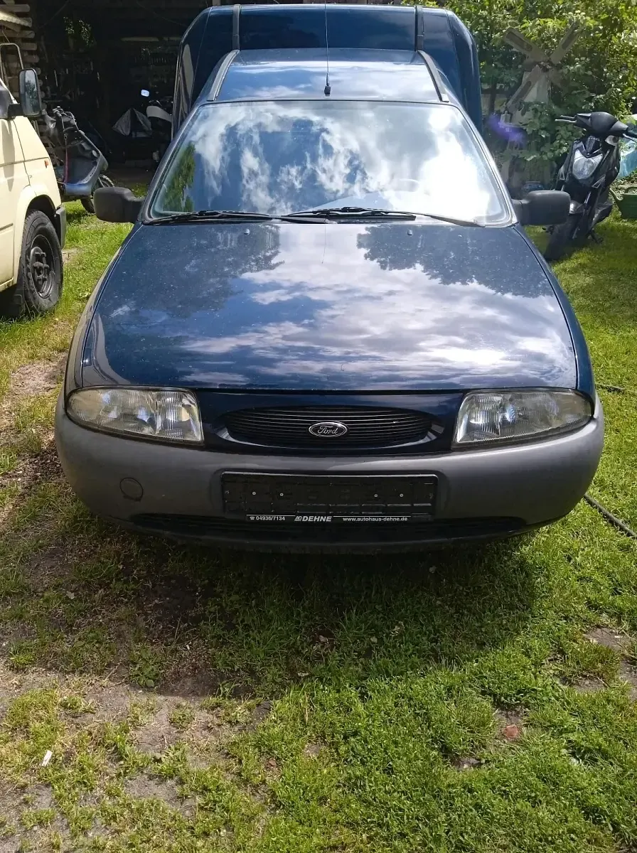 Gebraucht Ford Courier 1998 Van / Kleinbus