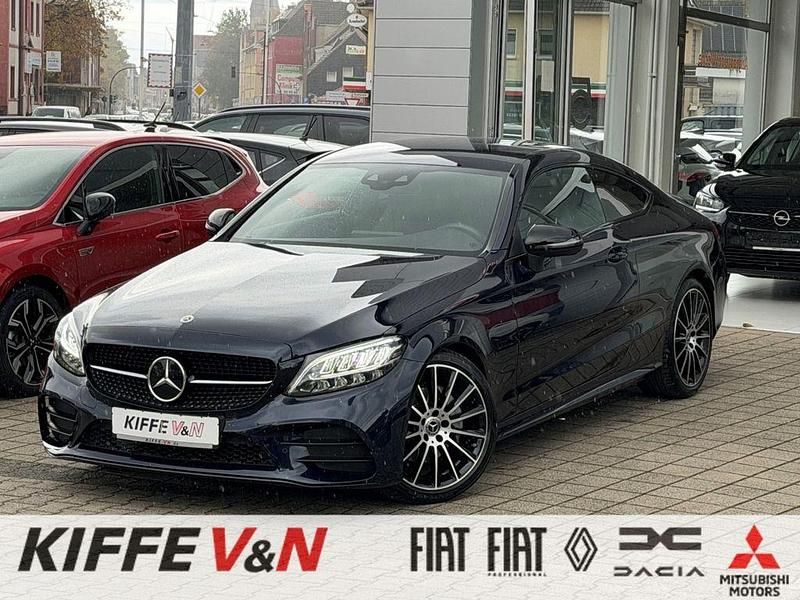 Blau Gebraucht 2024 Mercedes C180 AMG Coupé | 41.470 € (Fairer Preis) - Bild 1/4