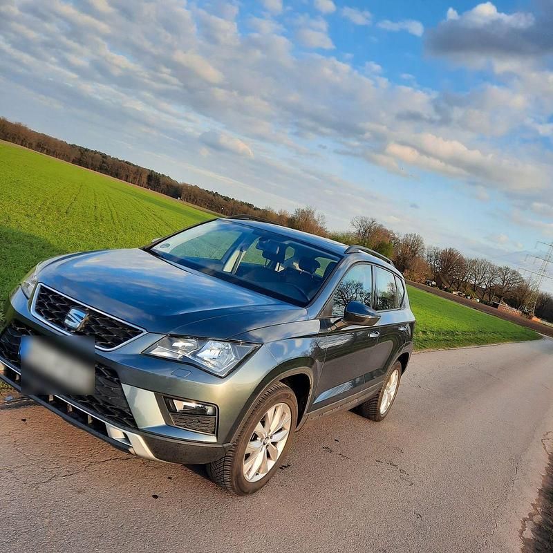 Gebraucht Seat Ateca Style 150 PS (110 kW) 2018 Grau SUV
