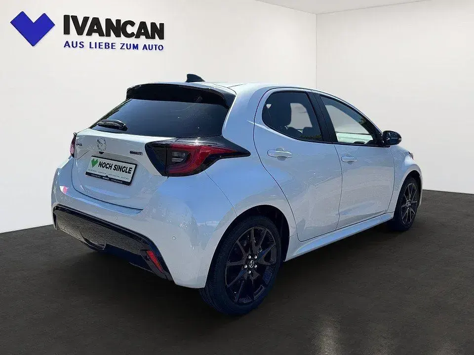 Neu Mazda 2 Homura-Line 116 PS (85 kW) 2025 Northern white pearl Limousine