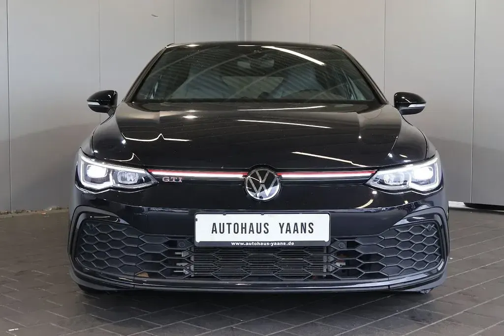Gebraucht VW Golf VIII GTI 245 PS (180 kW) 2023 Schwarz Limousine